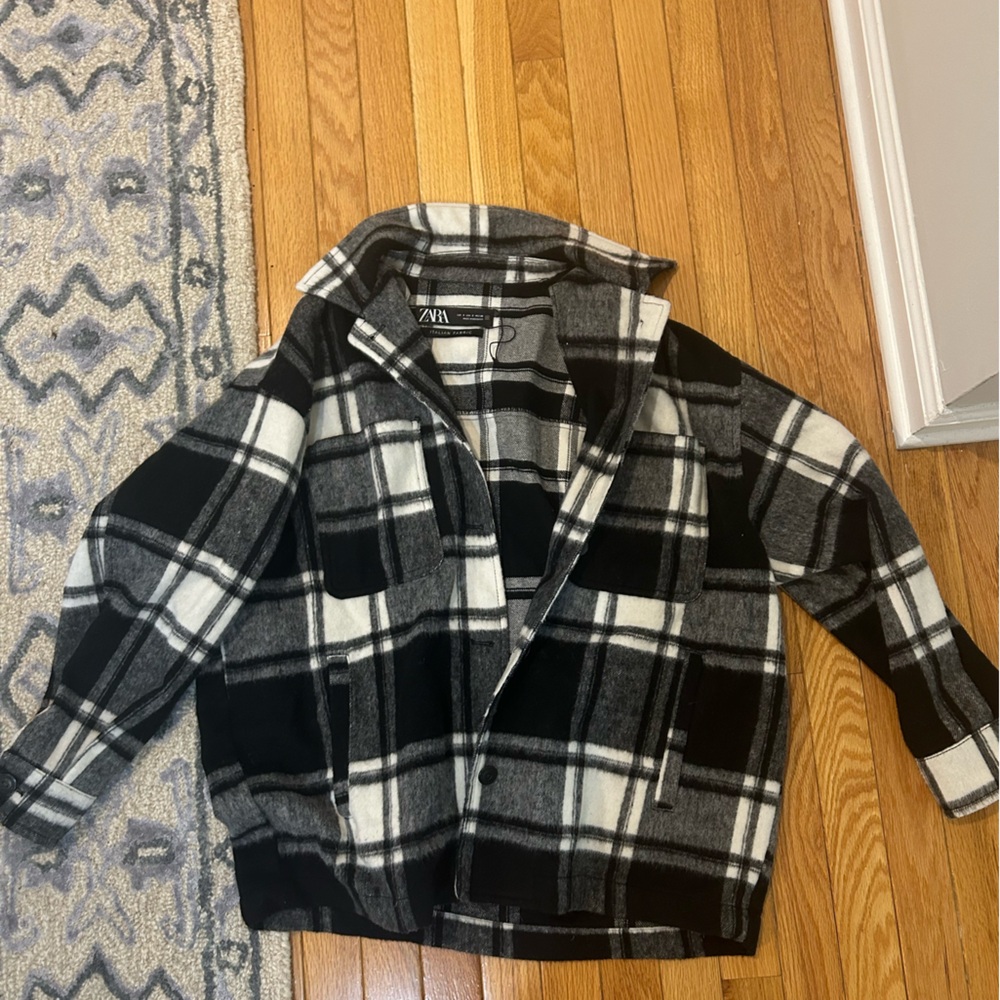 CUTE black and white flannel